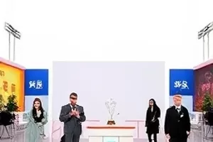 群内录音转写片段示意封面